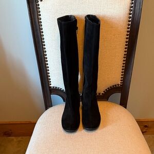 Aquatalia Black and Brown Plaid Lined Boots